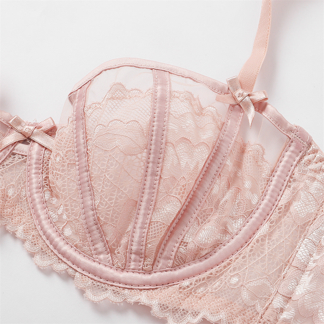 Fleur Amour Lingerie Set