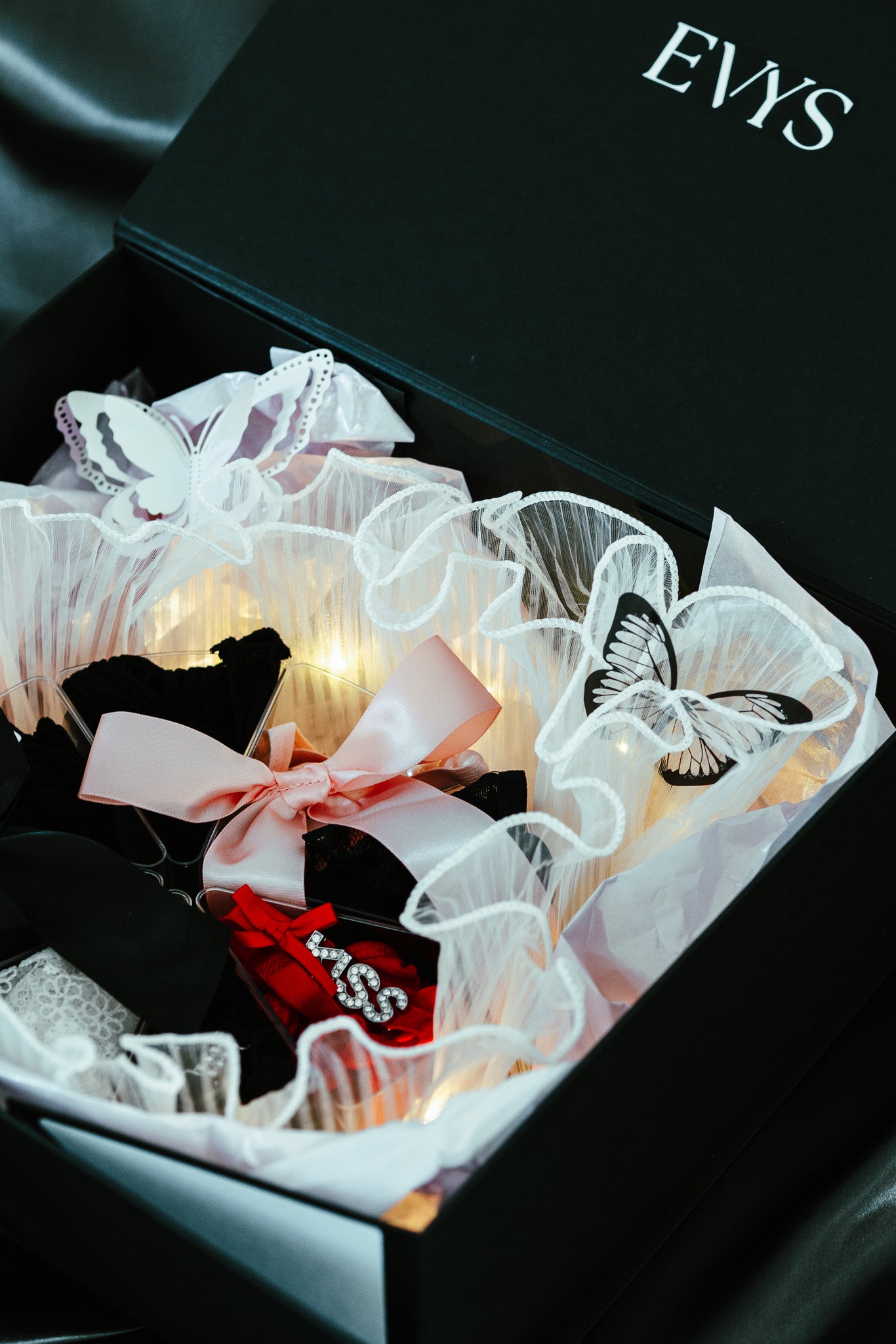 Lingerie gift set for girls 