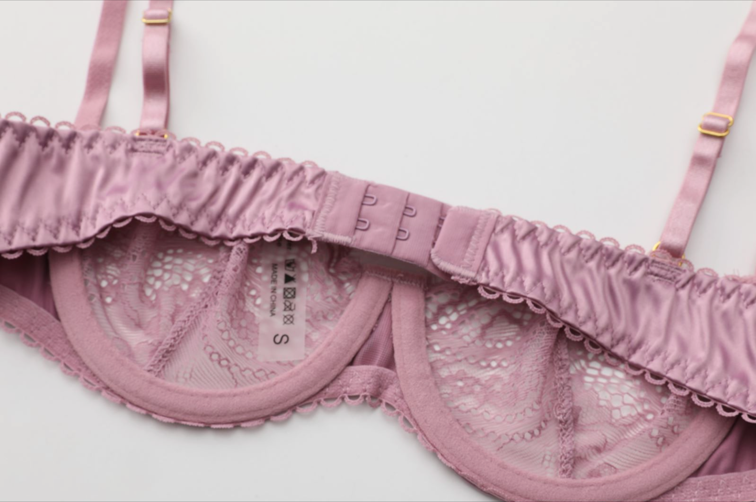 Enchanting Rose Lace Delight Lingerie Set - EVYS Lingerie