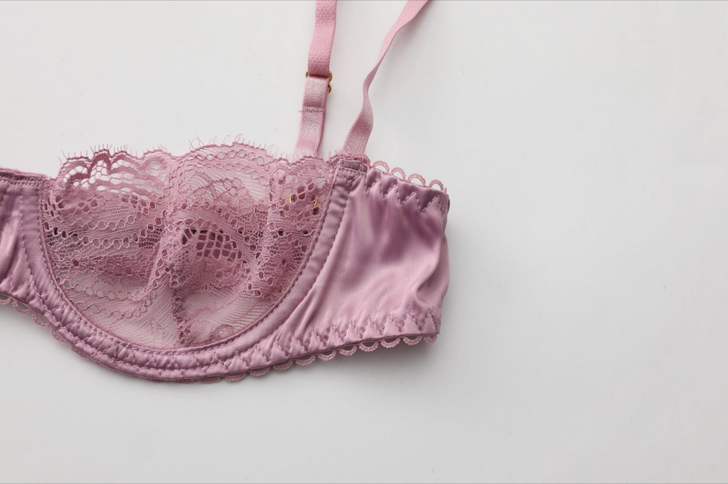 Enchanting Rose Lace Delight Lingerie Set - EVYS Lingerie